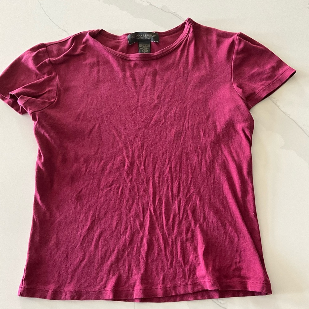 Banana Republic Tee size S